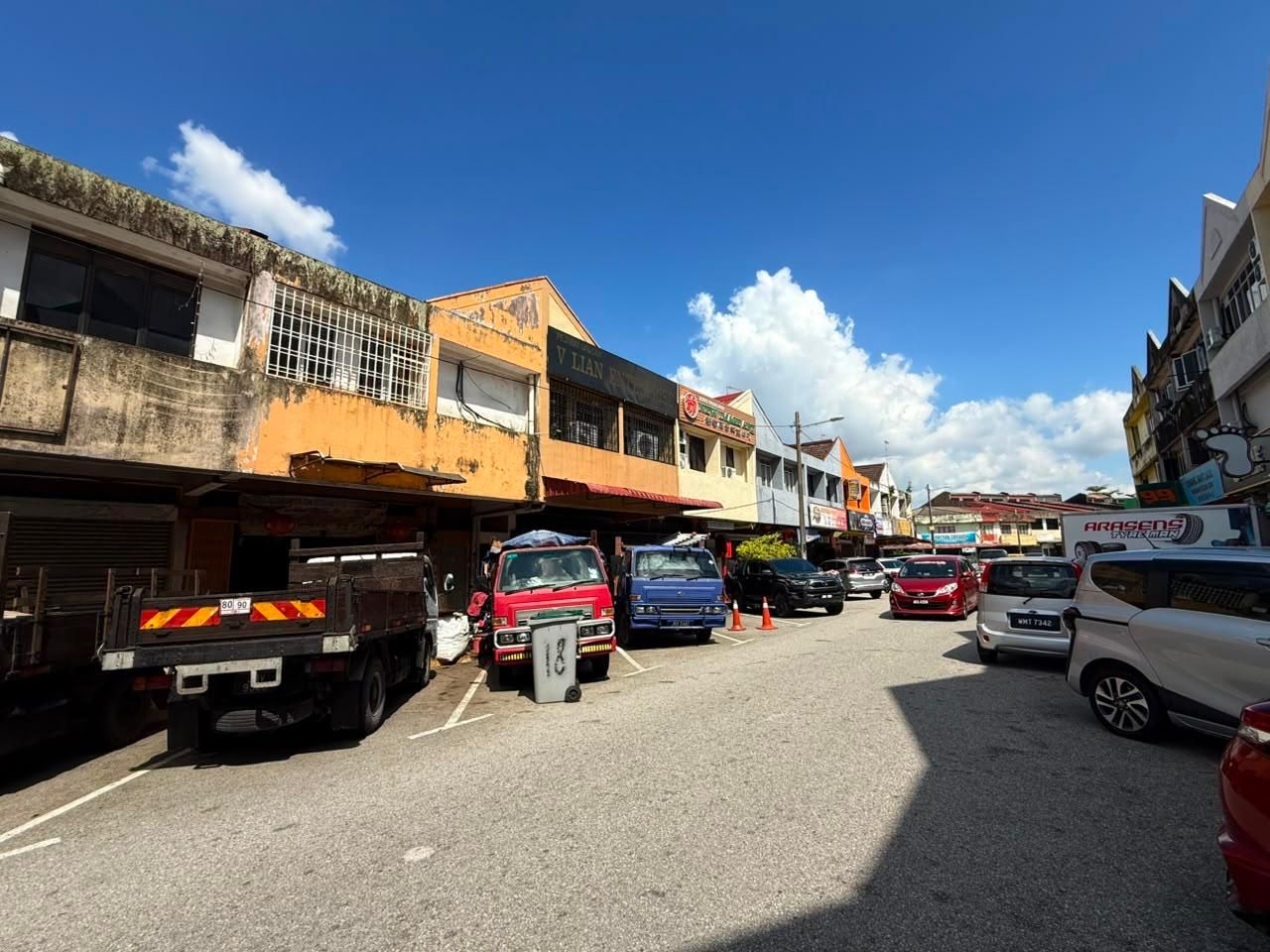 [FOR SALES] Taman Masai 3 Storey Shop Lot Johor
