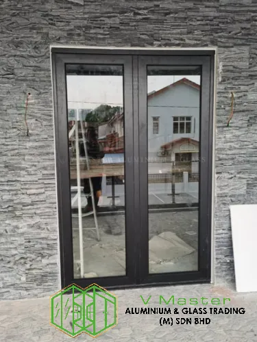 PERFOMANCE FOLDING DOOR