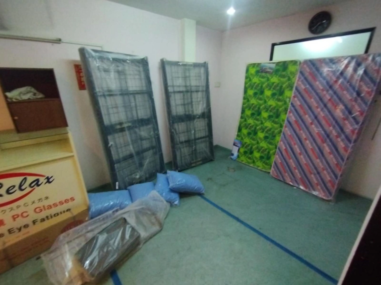 Tilam Asrama Single Mattress High Density | Double Decker Katil 2 tingkat Besi | Loker Besi Asrama Hostel | Pembekal Perabot Asrama | Penang | KL | Perak | Johor | Singapore | Brunei