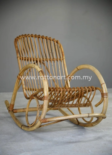 FRANCO. RATTAN ROCKING CHAIR