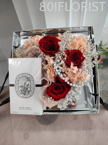 Preserved Flower Gift Box With Perfume