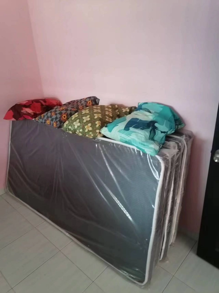 Rebond 4 Inch Single Mattress | Double Decker Metal Bed 50mm Post | Plywood | Hostel Furniture | Pembekal Tilam katil Asrama | Rawang | KL | Klang | Shah Alam | Selangor | Perak | Ipoh | Penang | Kepala Batas | Bertam | Kulim | Lunas | Baling