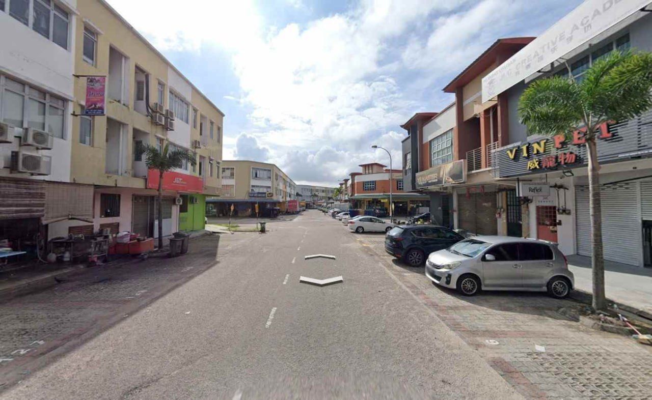 Jalan Sagu 18, Taman Daya @3 Storey Shop Lot FOR RENT
