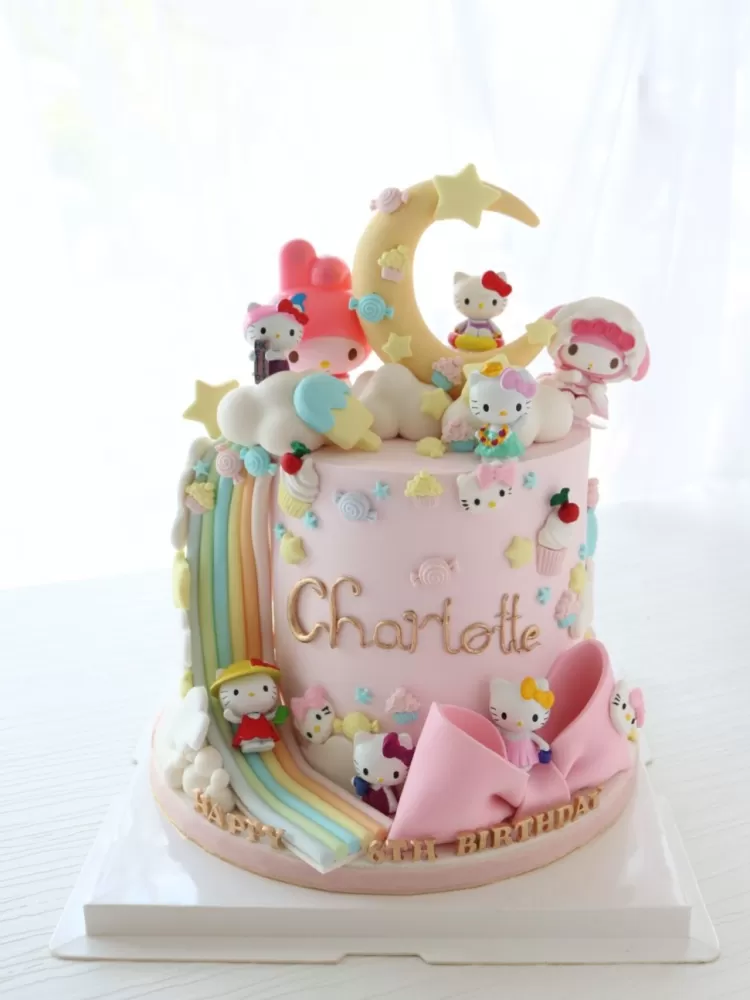 Hello Kitty Cake