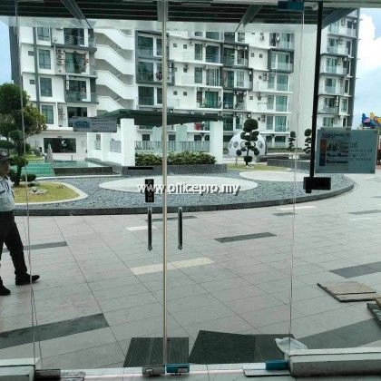 12mm Green Tempered Glass Door | Glass Contractor Bukit Tinggi IPTG-2