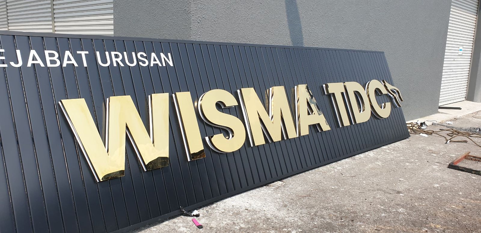 Aluminum Strips Signboard (16)