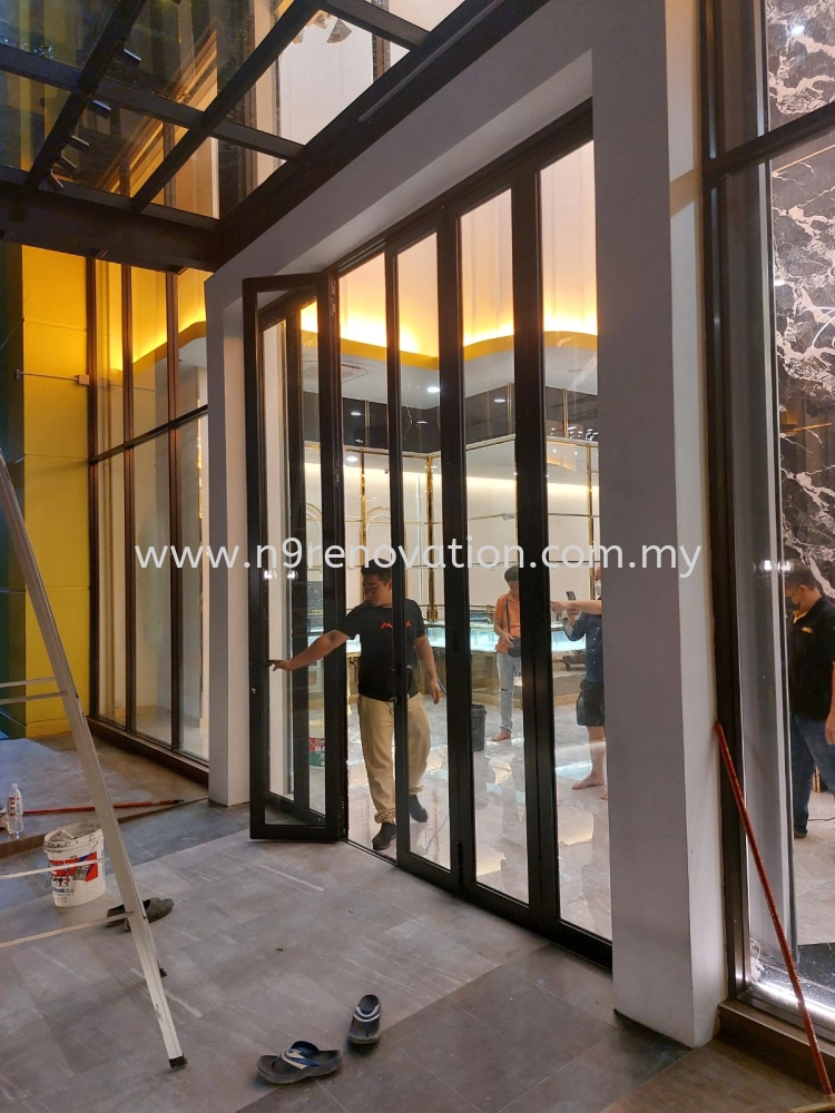 Aluminum Folding Door