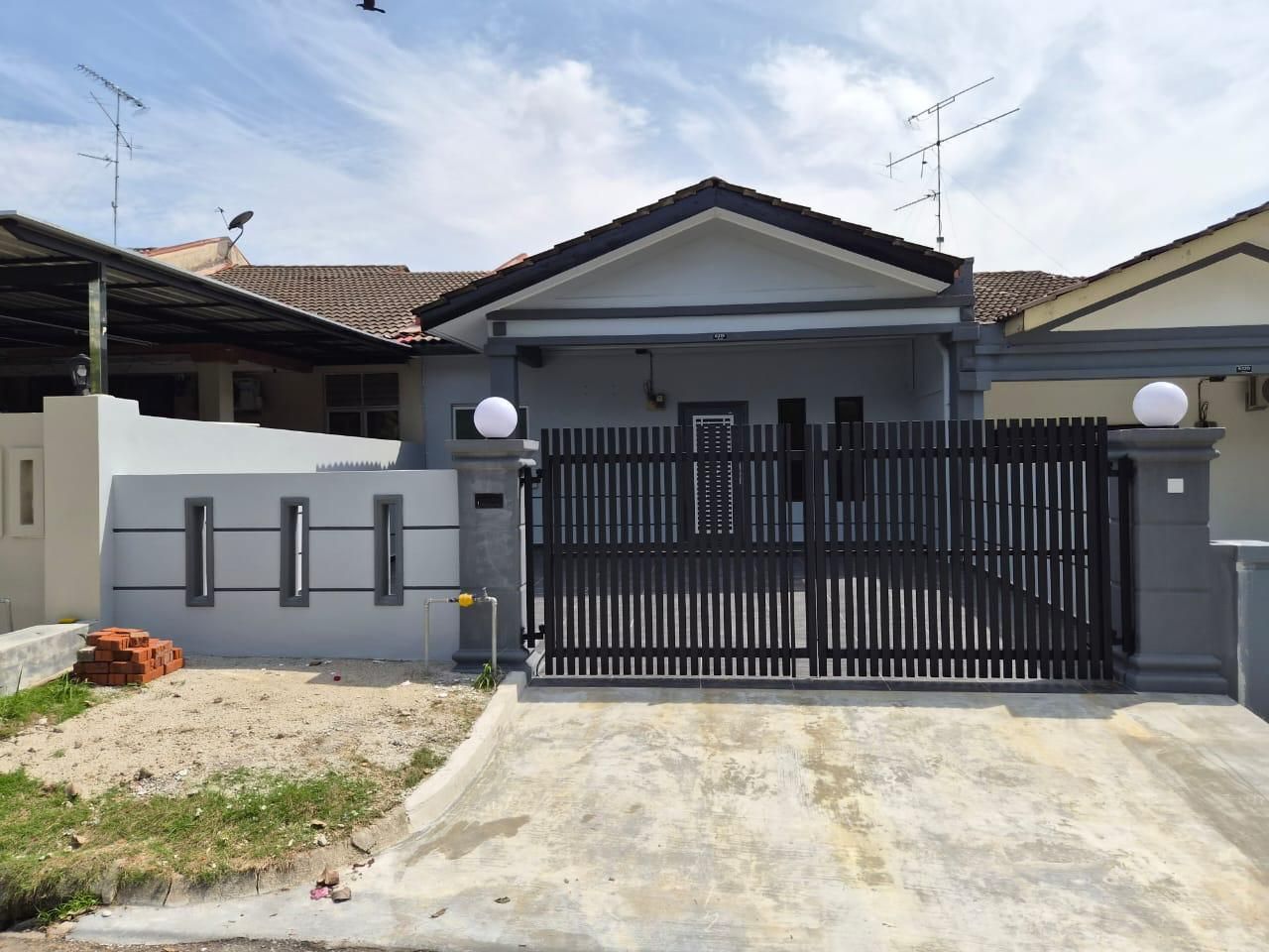 [FOR SALE] Unblock View Renovated 1 Storey Terrace 4bed @ Bandar Putra, Kulai