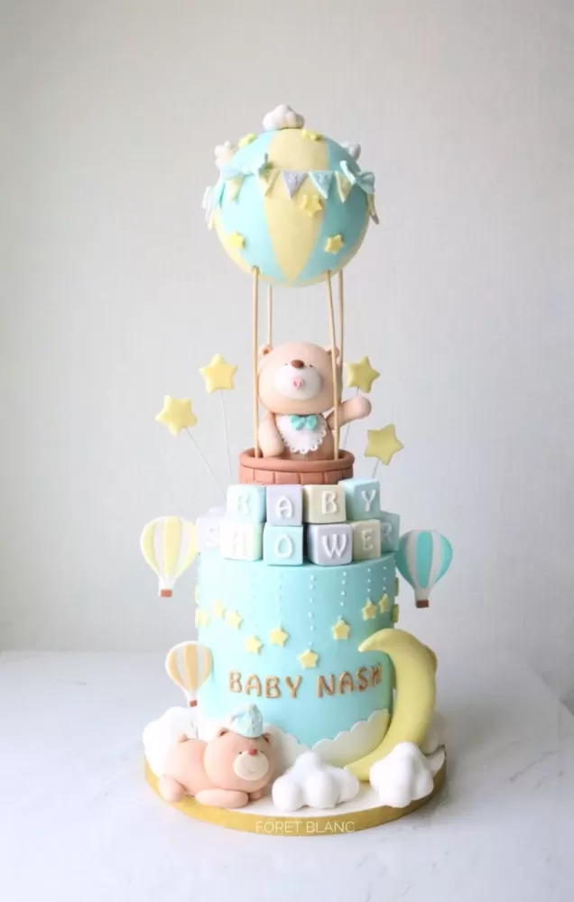 Bear Hot Air Balloon Cake