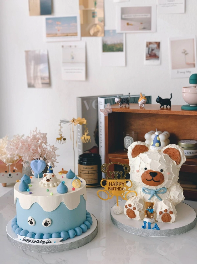 Bear Buttercream Cake