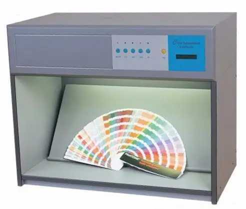 Color Light Box / Metal Type Assessment Cabinet RC-GY6L
