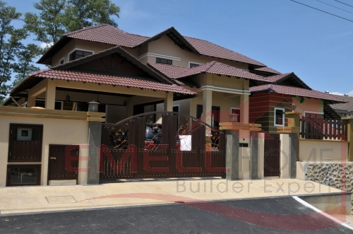 Bungalow at Seksyen 3, Bangi.