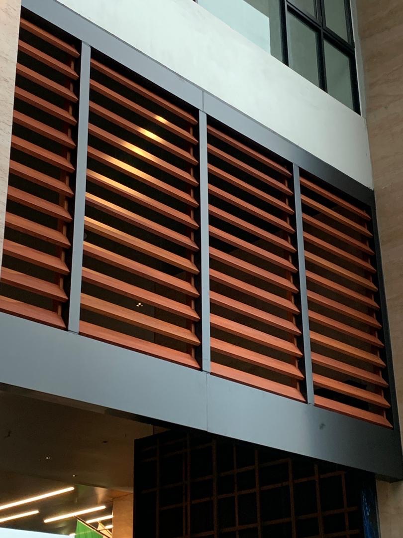 ALUMINIUM TAPPER BOX LOUVERS