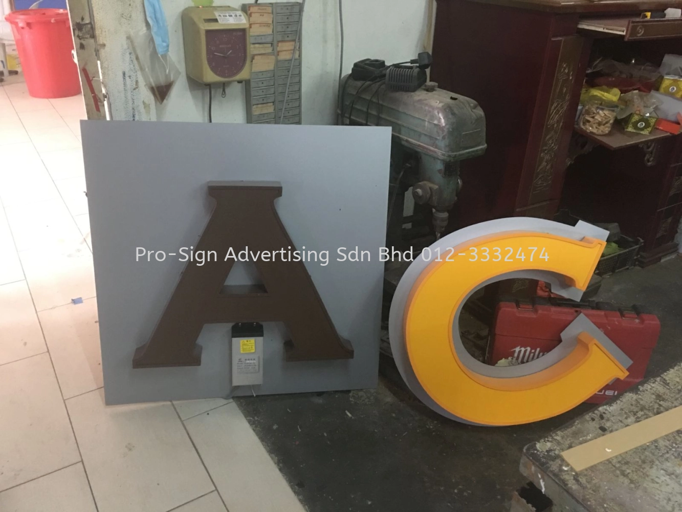 BUILDING FRONT LIT SIGNAGE (NADICERGAS BERHAD, PJ, 2019)