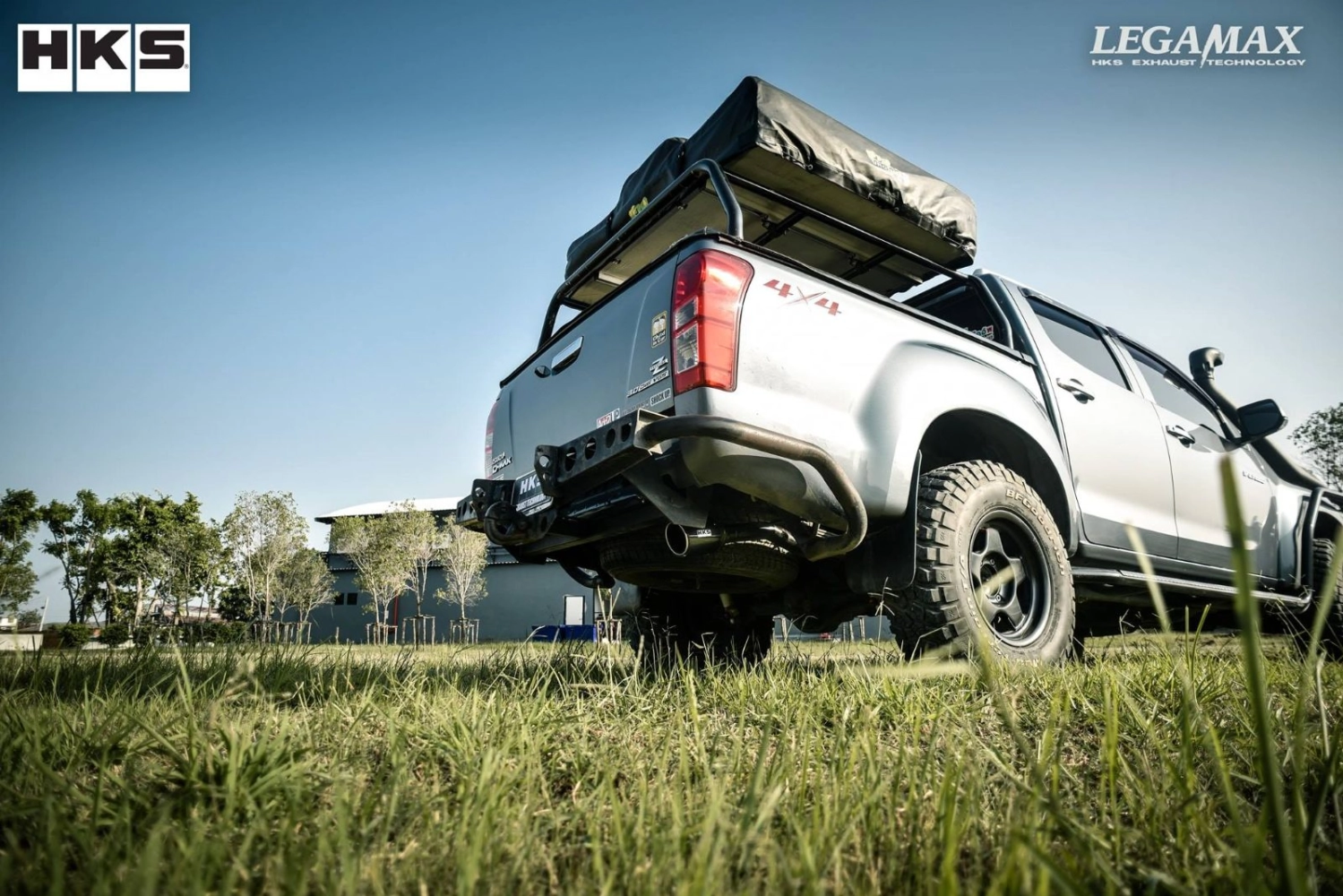 HKS LEGAMAX ISUZU D-MAX VROSS CARBON TAIL