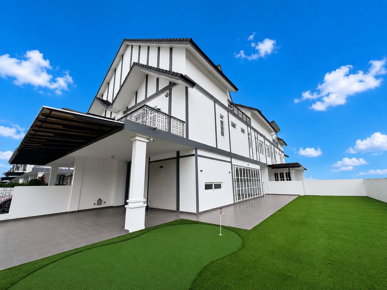 Eco Spring Jalan ekoflora 2 @2 Storey Cluster House FOR SALE