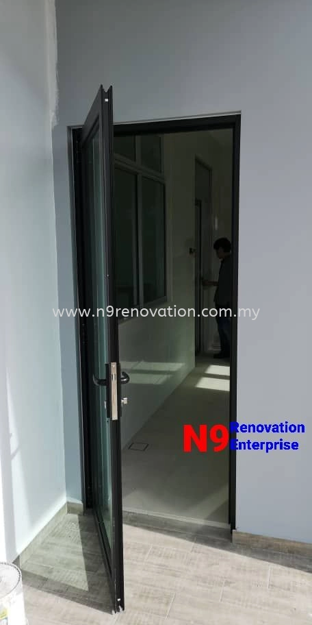 Aluminum Swing Door