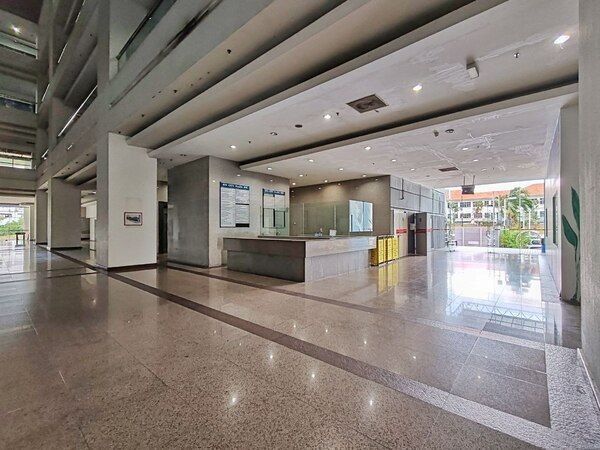 Jalan Tebrau, Wadi Hana @ Office / Retail / Storage FOR RENT