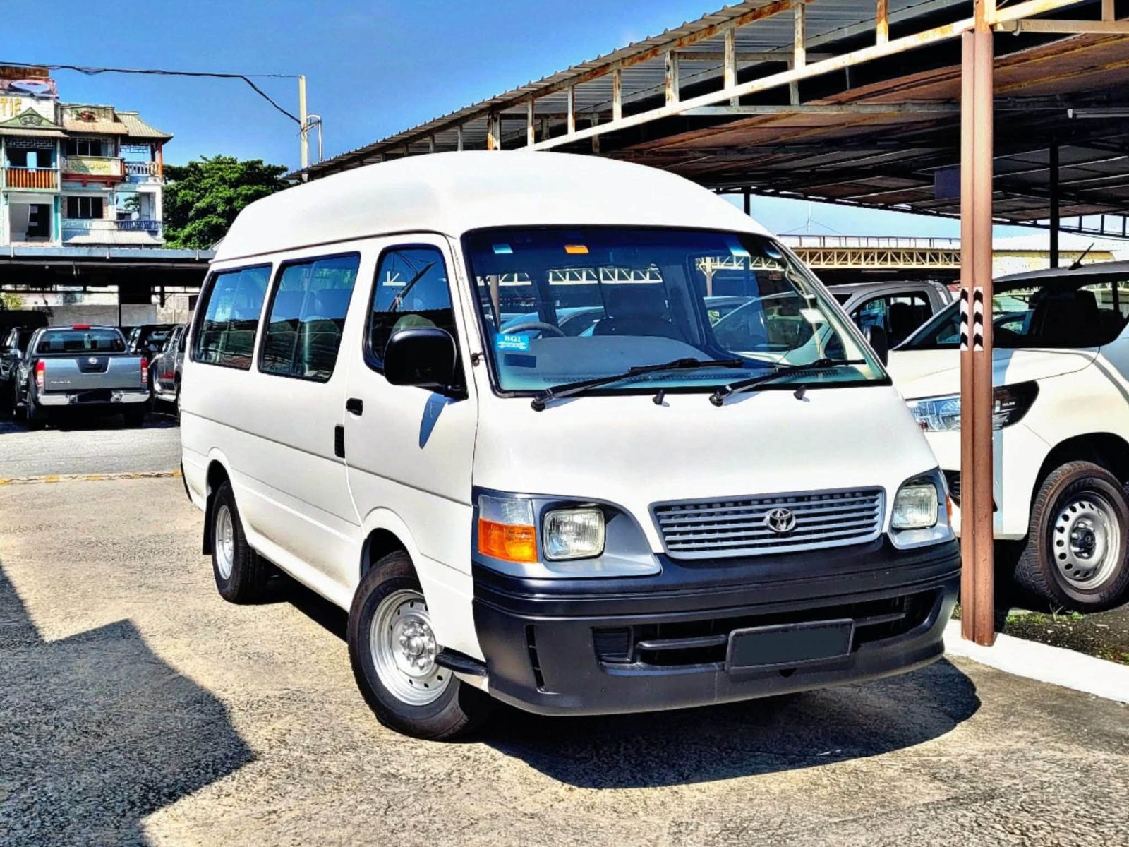 2004 TOYOTA HIACE WINDOW VAN 2.0P   HIGH ROOF LOW MILEAGE TIP TOP