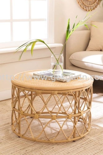 TAB 037 - RATTAN TABLE