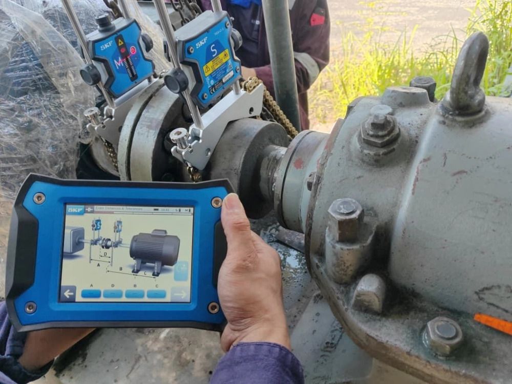 Electric Bearing Shaft Alignment Service