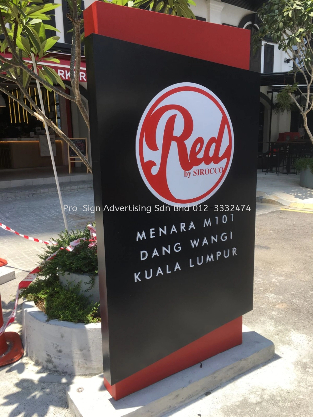 LED PYLON (RED HOTEL, KL, 2018)