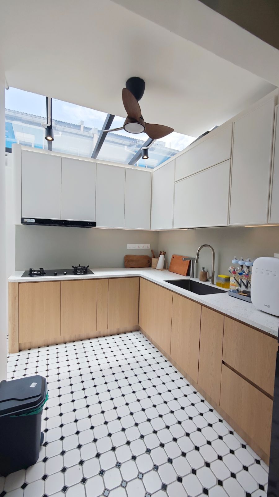 Custom Made Wet Kitchen Cabinet in Serenia City Dengkil