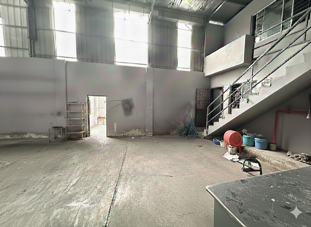 Taman Perusahaan Ringan Pulai,Skudai @1.5 storey Semi Detached Factory FOR SALE