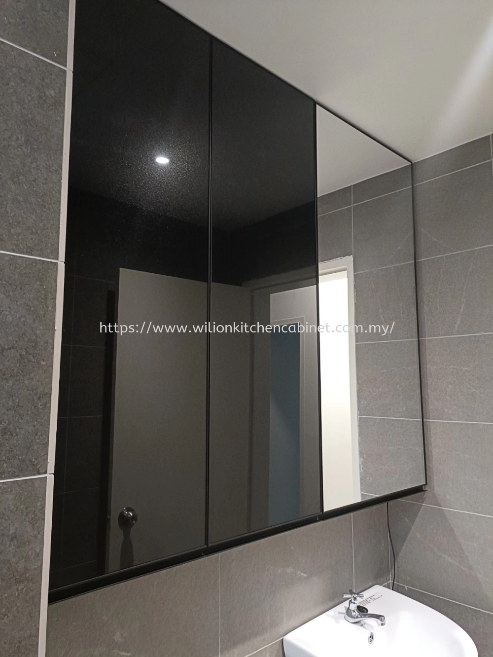 3G Glass Black Frame Toilet Cabinet