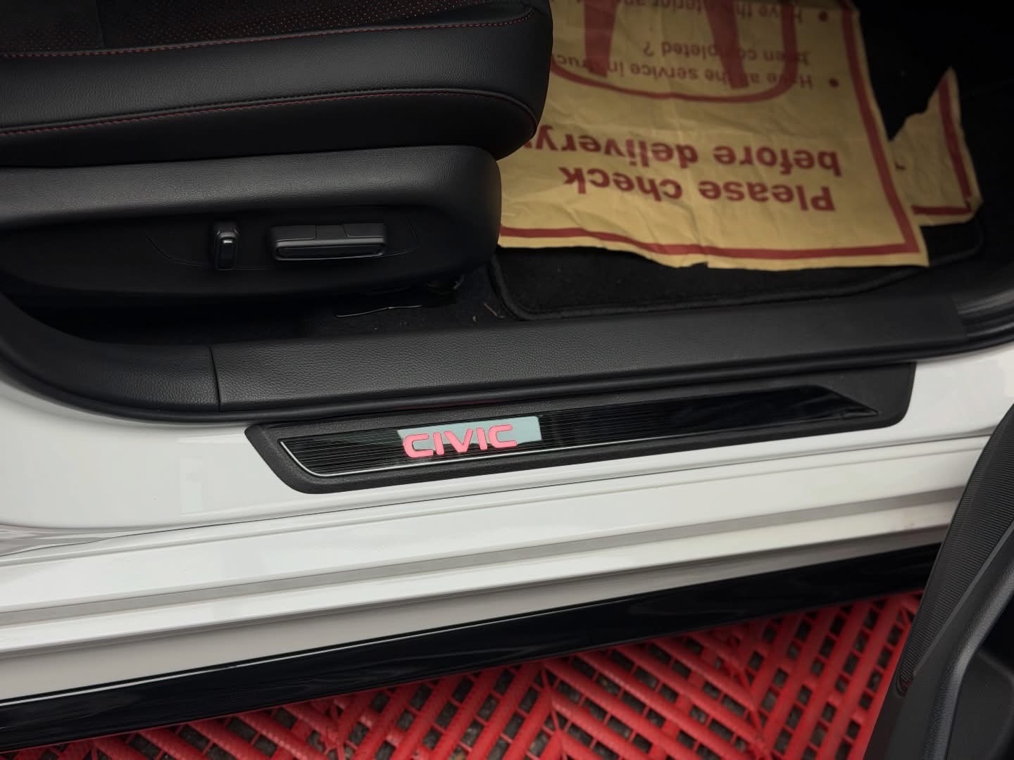 CIVIC WORDING DARK CHROME LED SIDE STEEL PLATE(RED/BLUE)