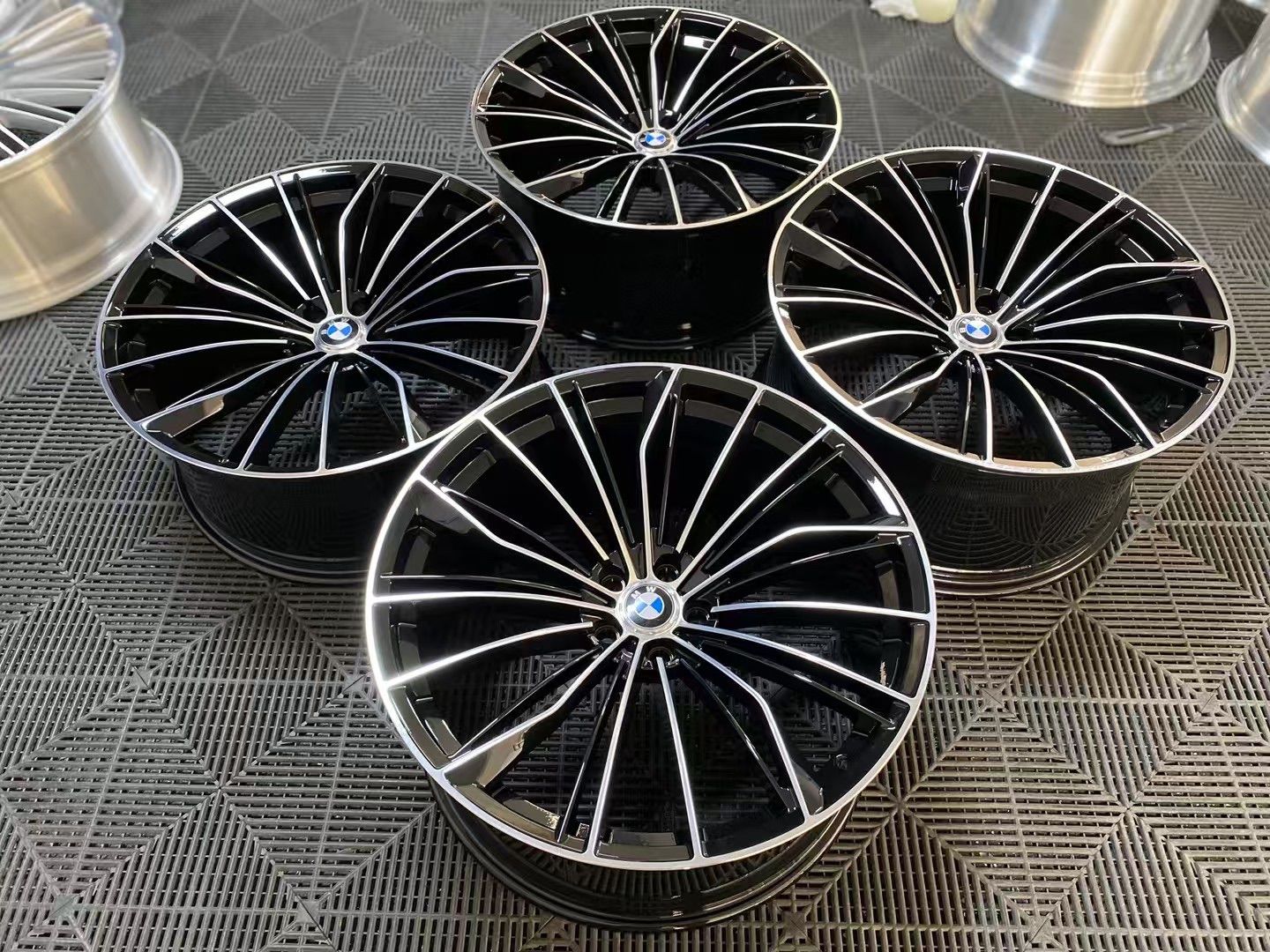 Custom Forged Monoblock