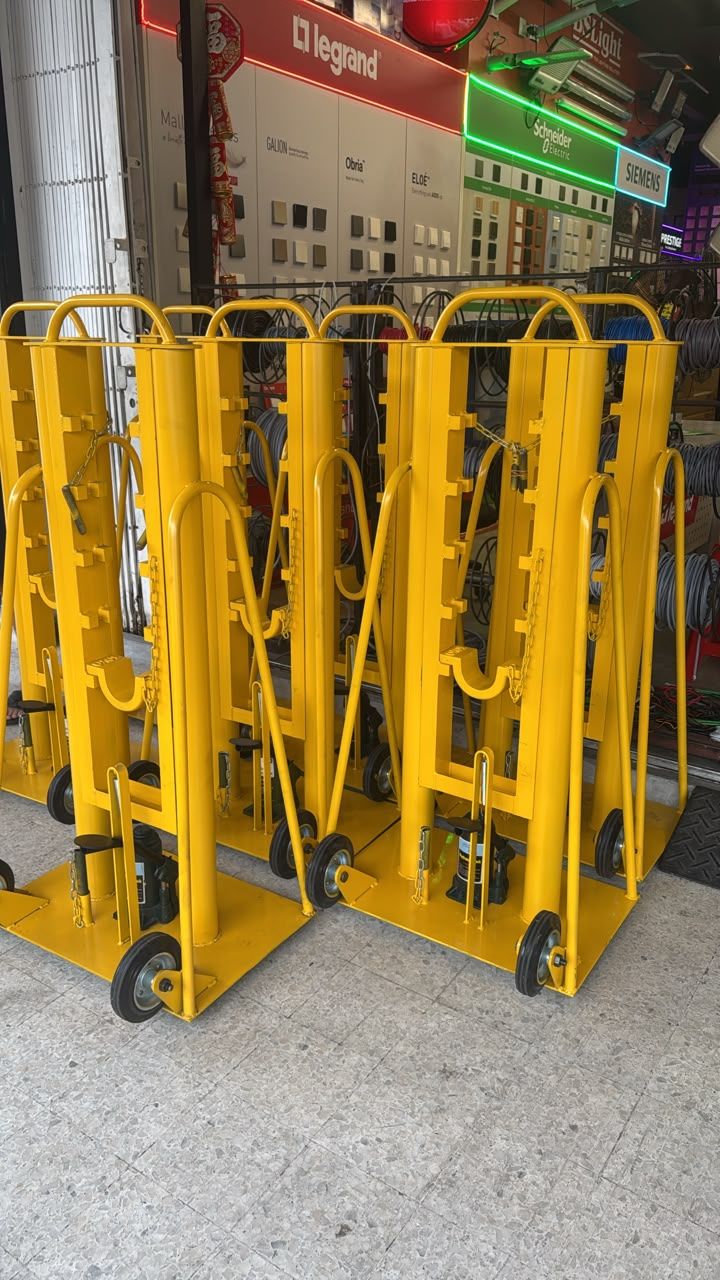 CABLE JACK STAND