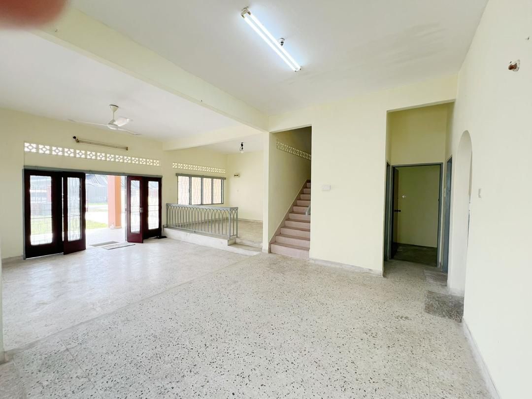Taman Iskandar (龙园) – Double Storey Semi-D for Sale in JB Town Area