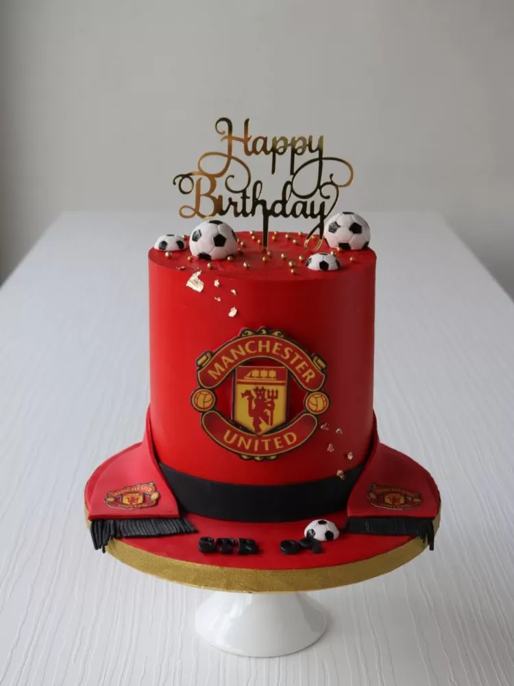 Manchester United Football Cake