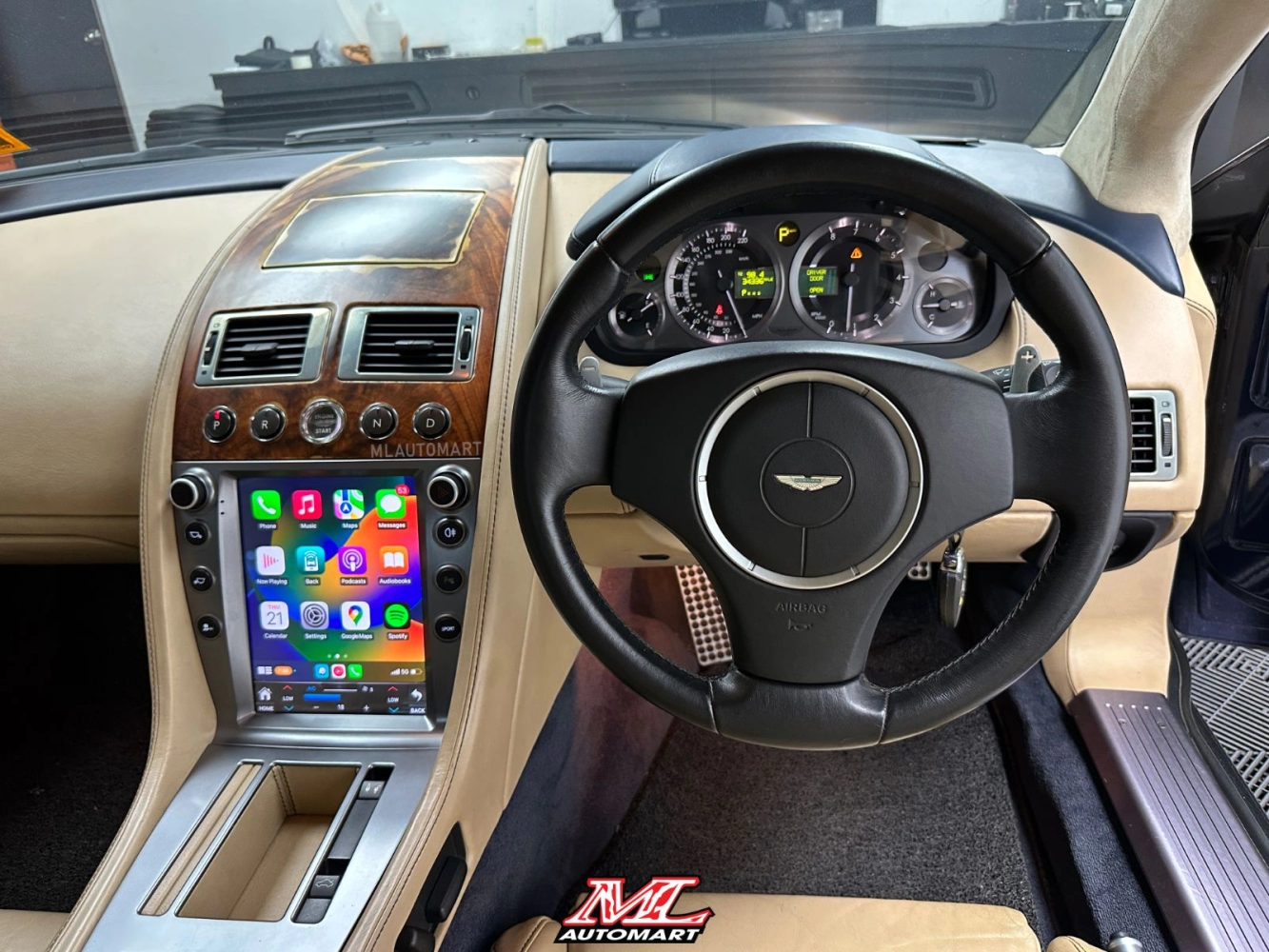 *NEW Aston Martin DB9 Vertical Style Android Monitor (10.4")