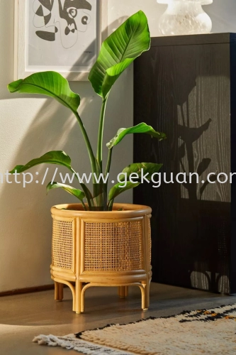 RAP 019 - RATTAN PLANTER