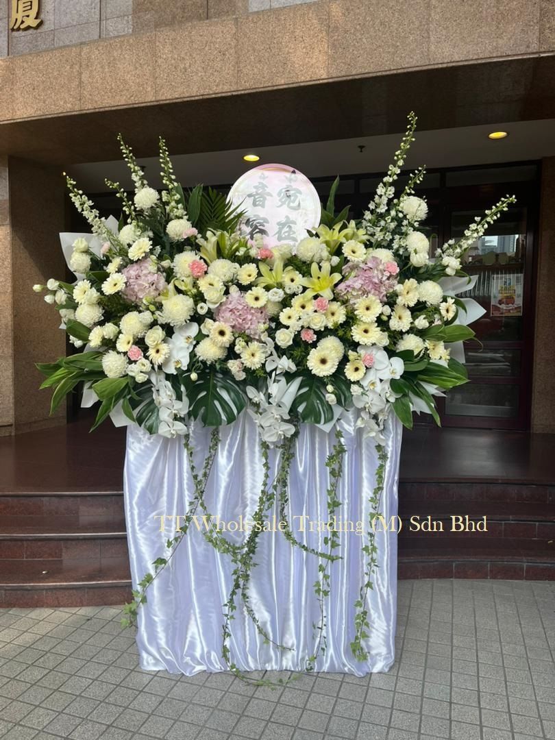 Grand Sympathy Flower Stand – Elegant Floral Tribute with Premium Blooms (C016)
