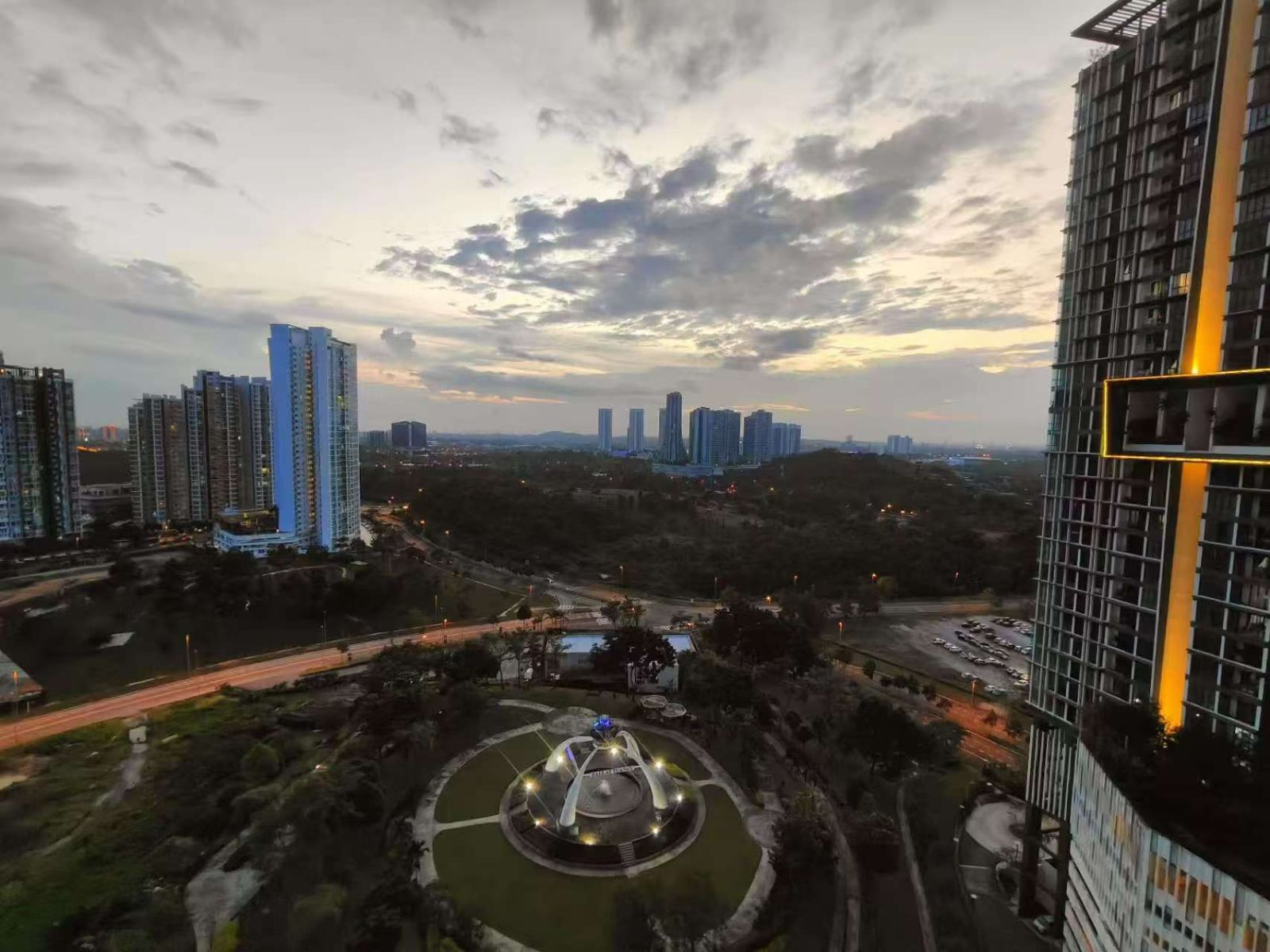 Elysia Park Residence @ Medini – Serviced Apartment for Sale