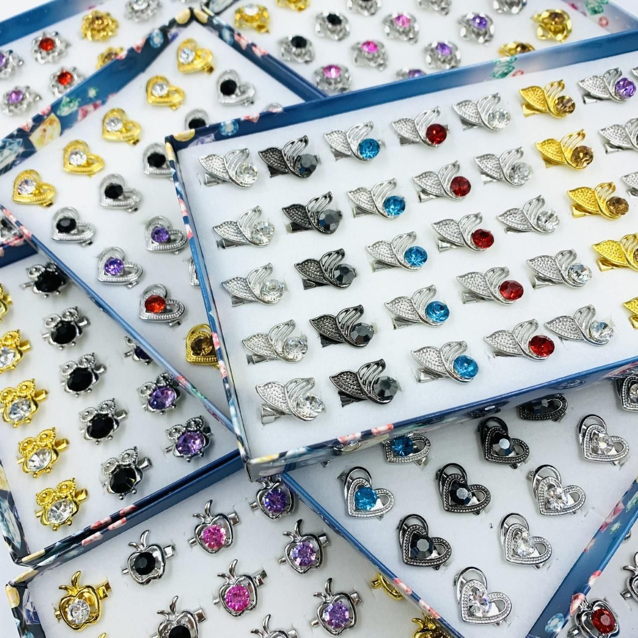 Elegant Brooch 50pcs [FREE BOX] Baby Brooch Single Rhinestone Korea Premium Kerongsang Tudung Pin Tudung Hijab Muslimah
