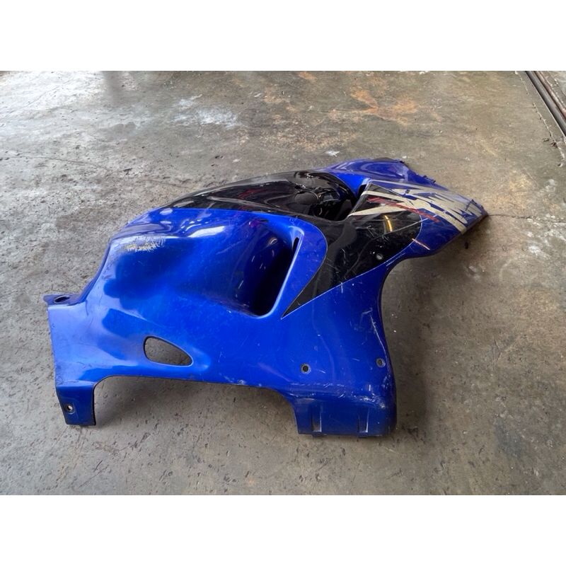 SUZUKI GSX-R1300 HAYABUSA MIDDLE SIDE COWLING RH 1997-2007