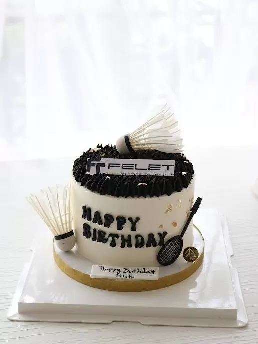 Badminton Cake