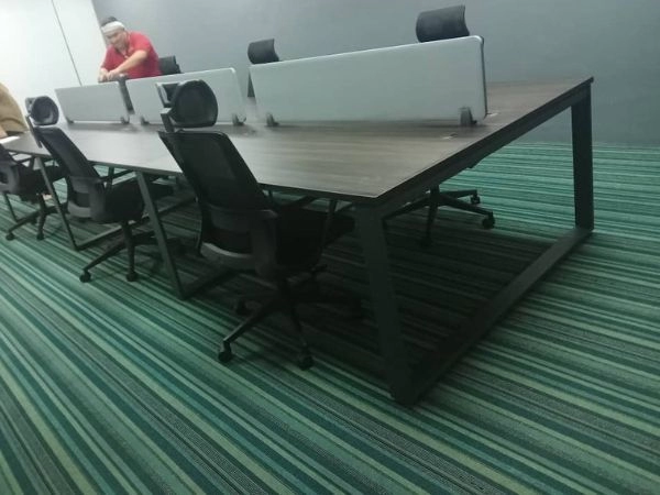 Office Furniture Seri Kembangan Office Workstation Table Cluster Of 4 Seater | Office Cubicle | Office Partition | Meja Pejabat