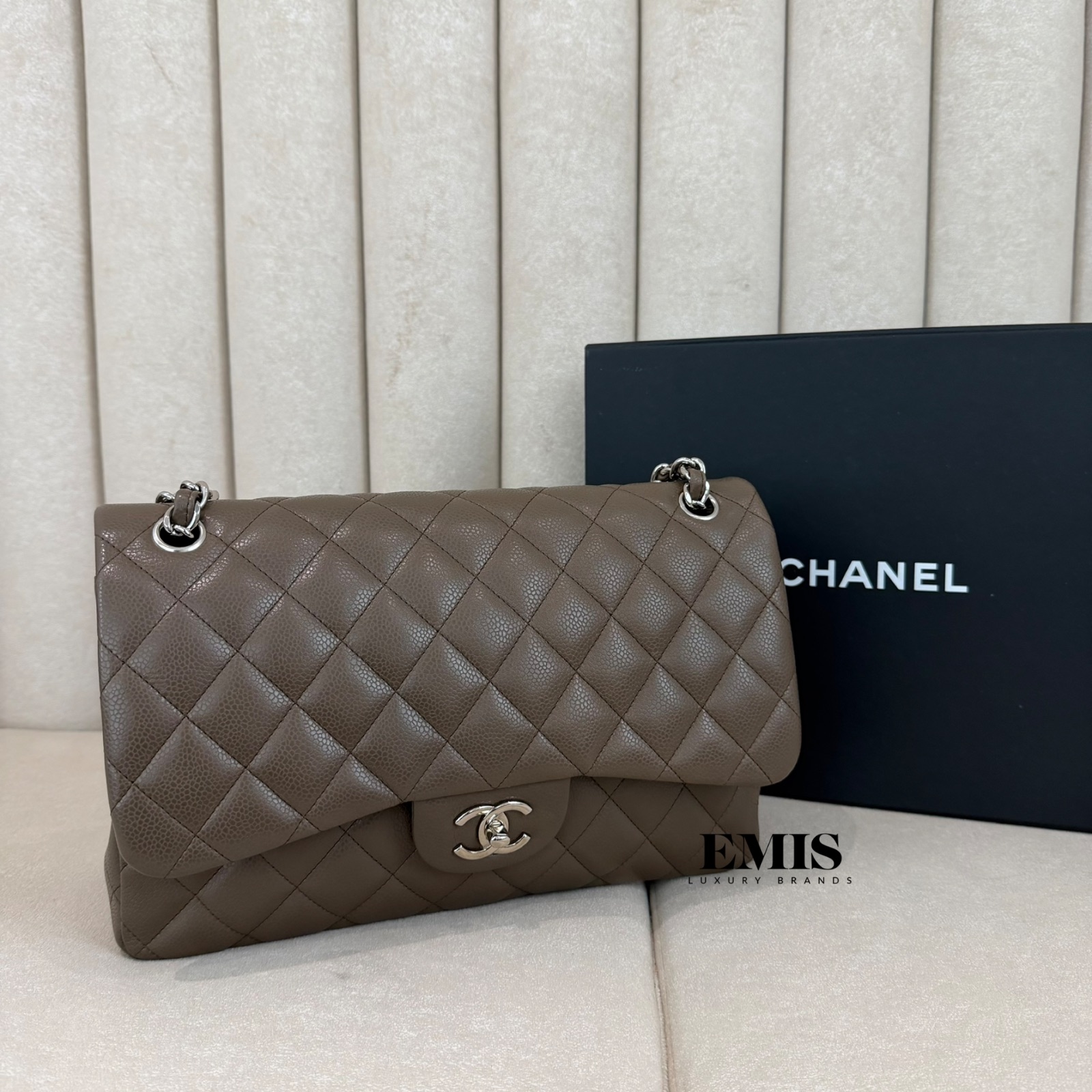 Chanel Caviar Classic Flap Jumbo- Preloved Luxury Bag