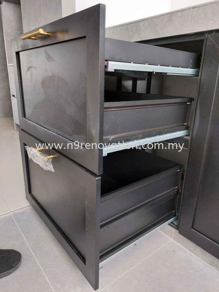 Aluminum Cabinet