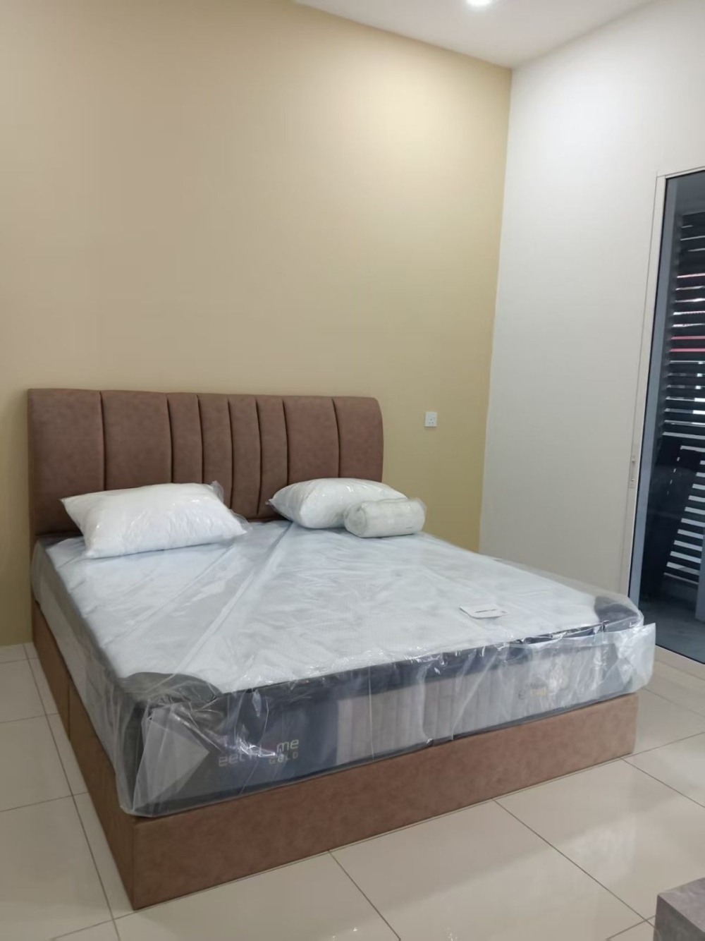 Sweet Home Gold Mattress Malaysia | Single & Queen Size Tilam Hotel Quality | Modern Divan Bed Single and Queen | Best Bedroom Furniture Shop In Penang | Deliver Nibong Tebal, Butterworth, Gerogetown, Kulim, Lunas, Sungai Petani