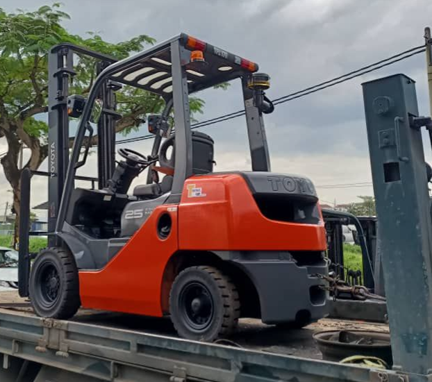 sewa forklift TELOK GONG