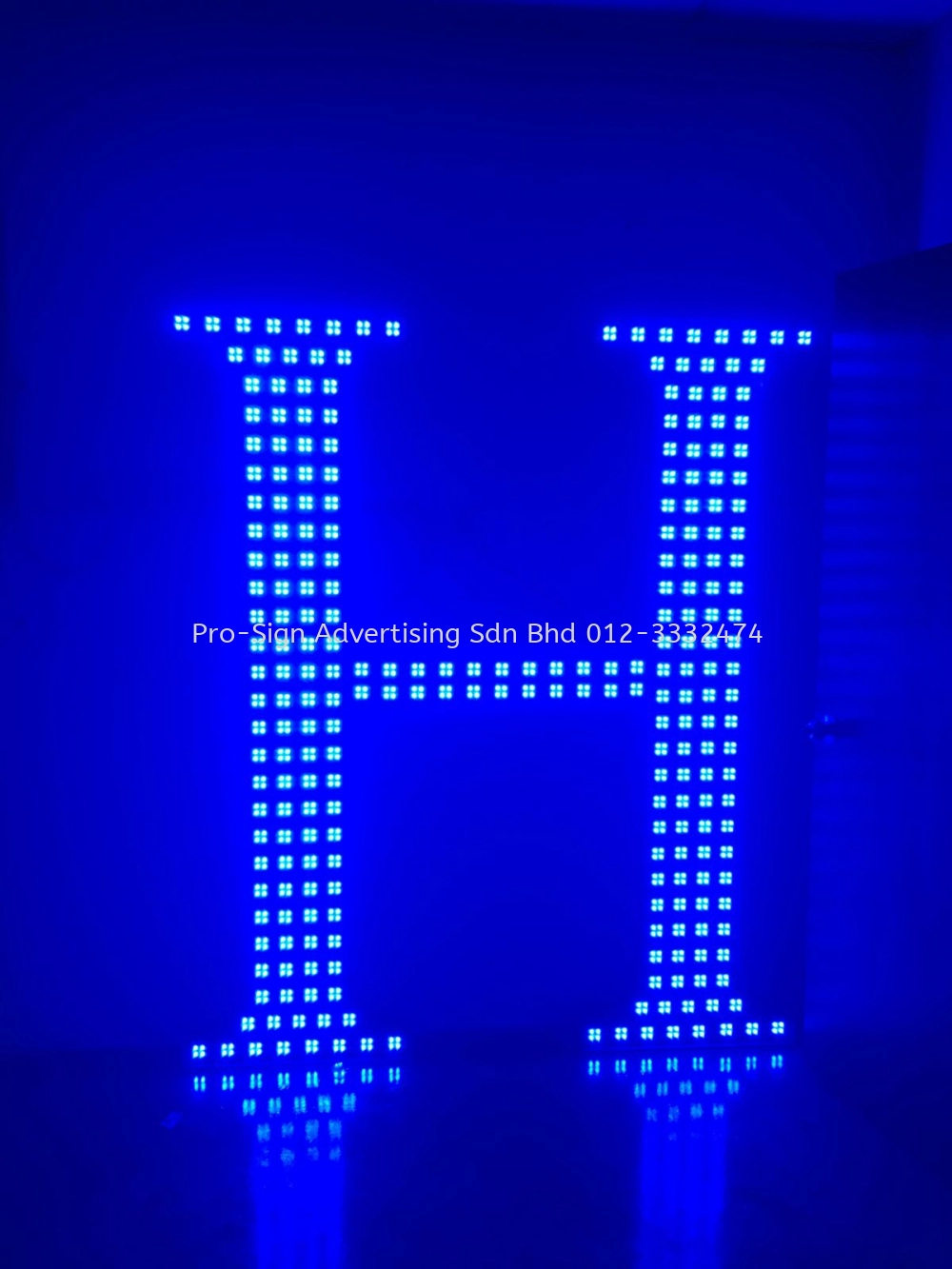 3D LED LATTICE SIGNAGE