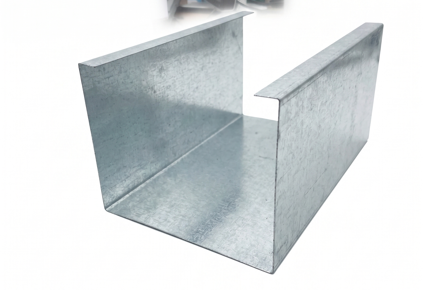 Akira Elite Water Gutter