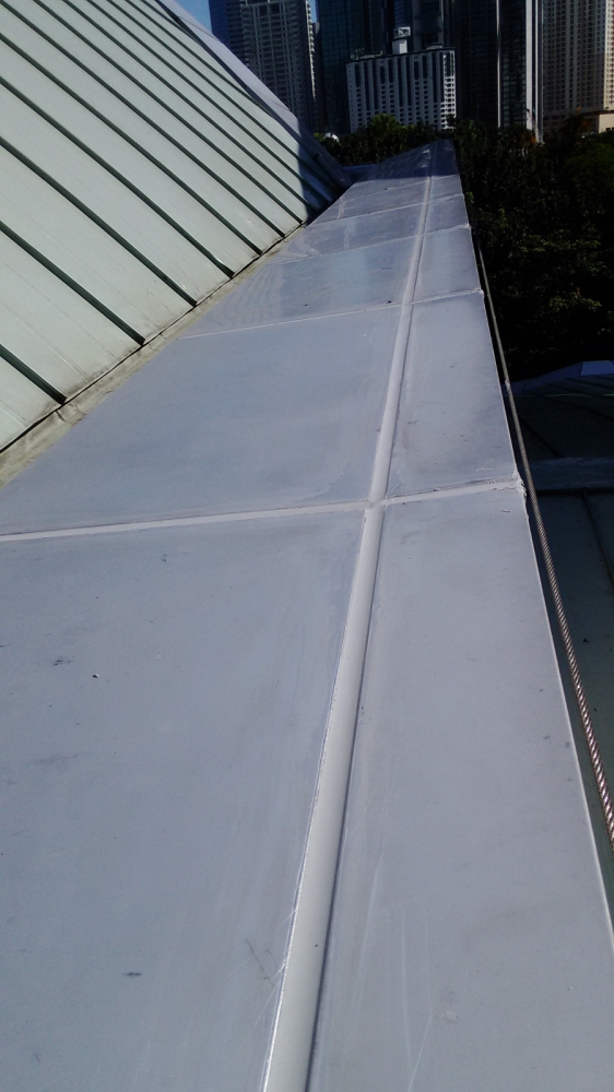 Repair metal roof leaking