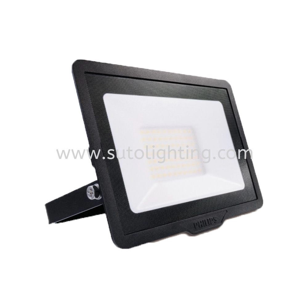 Essential Smart Bright Flood Light